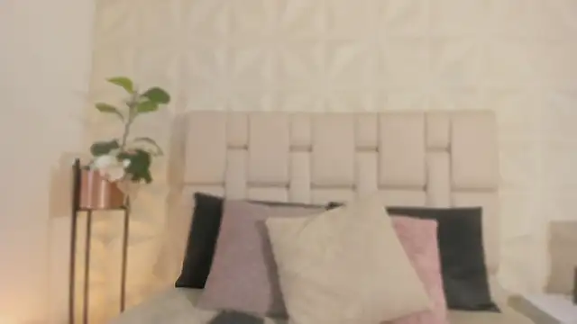 Snapshot of scarlettadams__ chatting on October 27, 2025, 12:17 pm scarlettadams online show from October 27, 2025, 12:17 pm