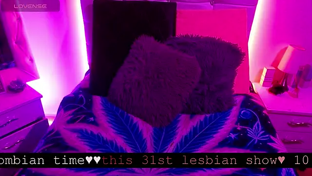 Snapshot of elapetitie chatting on October 26, 2025, 6:25 am elapetitie online show from October 26, 2025, 6:25 am