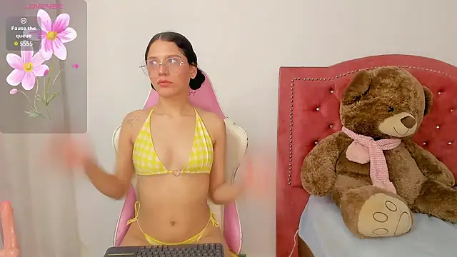 Snapshot of Nataly_evans18 chatting on September 12, 2025, 1:39 am Nataly evans18 online show from September 12, 2025, 1:39 am