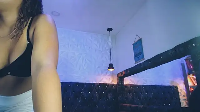 Snapshot of karol_dl chatting on September 20, 2025, 5:29 pm karol dl online show from September 20, 2025, 5:29 pm