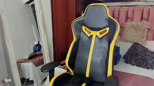 sara slut21 online show from February 15, 2025, 4:36 am