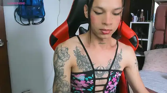 sara slut21 online show from March 20, 2025, 3:47 pm