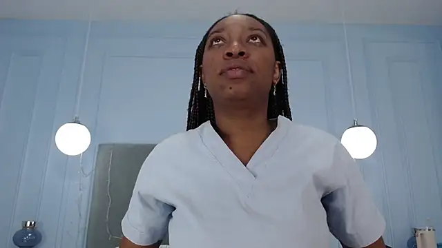 Snapshot of NatashaSilver chatting on September 17, 2025, 2:30 pm NatashaSilver online show from September 17, 2025, 2:30 pm