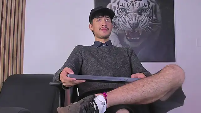 Snapshot of DimitriDeluxe chatting on September 22, 2025, 8:04 pm DimitriDeluxe online show from September 22, 2025, 8:04 pm