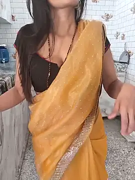 Snapshot of Shalu_G chatting on October 10, 2025, 5:41 am Shalu G online show from October 10, 2025, 5:41 am