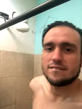 Alexitho25 online show from October 15, 2025, 9:45 pm