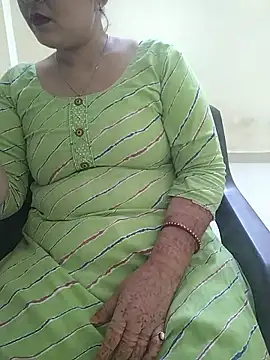 Diya-Sharmaa online show from October 13, 2025, 4:58 am