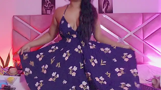 sofia 07 online show from October 3, 2025, 10:33 pm