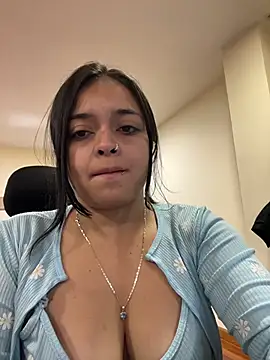 Emily Rivers  online show from March 2, 2026, 1:18 pm