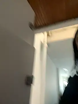 Emily Rivers  online show from November 13, 2025, 1:15 pm