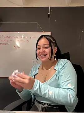 Emily Rivers  online show from December 2, 2025, 1:24 pm