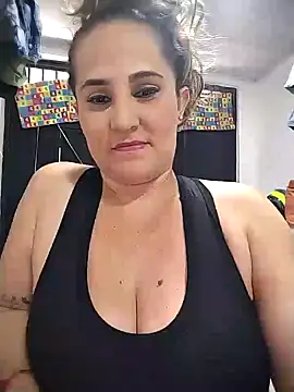 Snapshot of dayana2021 chatting on October 17, 2025, 3:36 pm dayana2021 online show from October 17, 2025, 3:36 pm