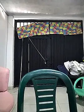 Snapshot of dayana2021 chatting on October 6, 2025, 8:31 pm dayana2021 online show from October 6, 2025, 8:31 pm