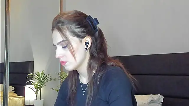 Snapshot of Forever_Smiler chatting on September 28, 2025, 9:05 am Forever Smiler online show from September 28, 2025, 9:05 am