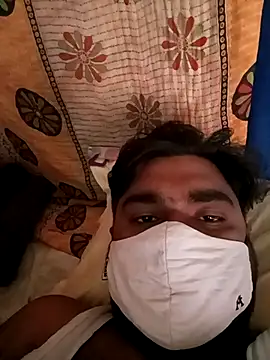 Snapshot of indiancouple659 chatting on February 17, 2026, 9:28 am indiancouple659 online show from February 17, 2026, 9:28 am