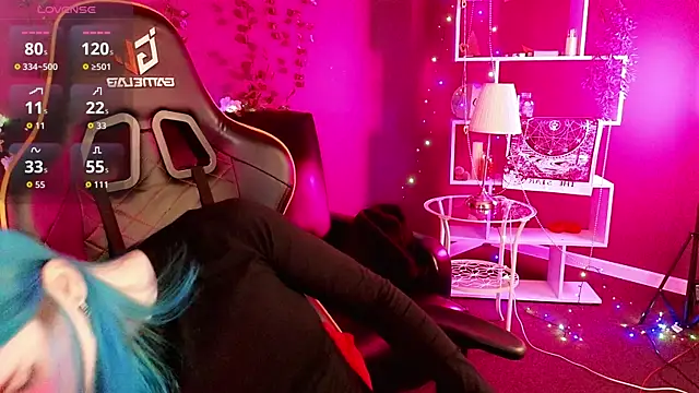 Snapshot of Kiara_Dream chatting on September 30, 2025, 8:37 pm Kiara Dream online show from September 30, 2025, 8:37 pm