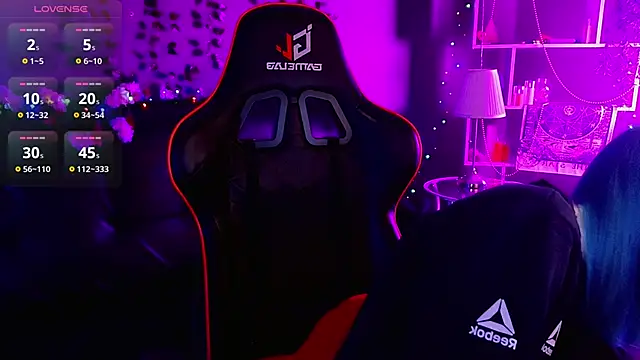 Snapshot of Kiara_Dream chatting on September 24, 2025, 8:59 pm Kiara Dream online show from September 24, 2025, 8:59 pm