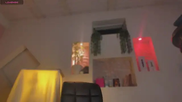 Snapshot of hanny__bunny chatting on September 21, 2025, 4:06 am hanny bunny online show from September 21, 2025, 4:06 am