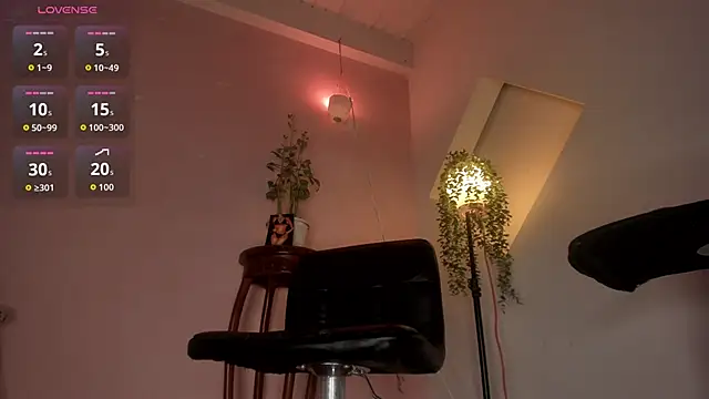 Snapshot of hanny__bunny chatting on October 18, 2025, 4:14 am hanny bunny online show from October 18, 2025, 4:14 am