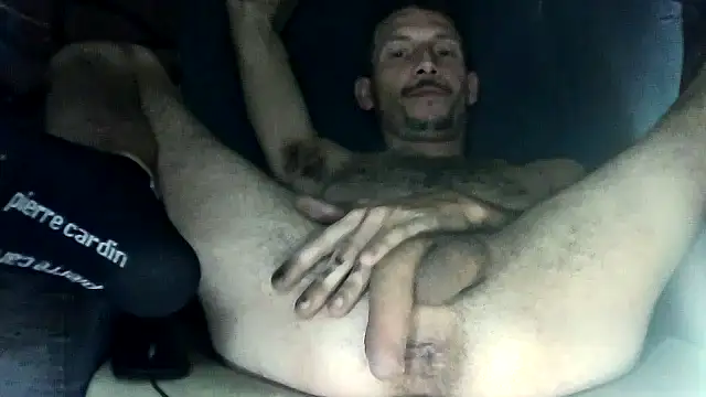 Snapshot of lovehairymature90 chatting on October 15, 2025, 6:05 pm lovehairymature90 online show from October 15, 2025, 6:05 pm