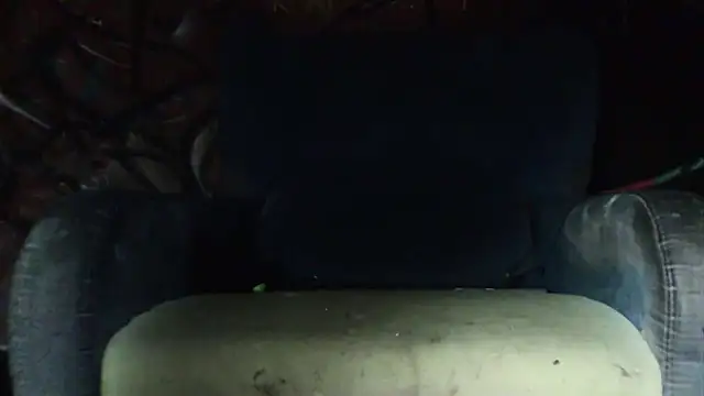 Snapshot of lovehairymature90 chatting on October 15, 2025, 4:00 am lovehairymature90 online show from October 15, 2025, 4:00 am