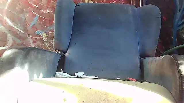 Snapshot of lovehairymature90 chatting on October 11, 2025, 2:07 pm lovehairymature90 online show from October 11, 2025, 2:07 pm