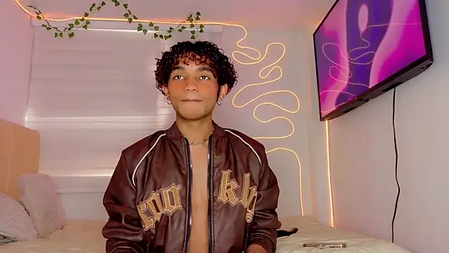 Aaron Wiinter online show from September 20, 2025, 8:03 pm