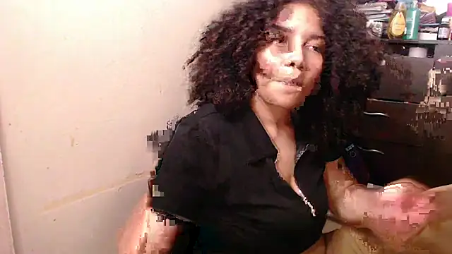 madelene online show from December 4, 2024, 11:08 pm