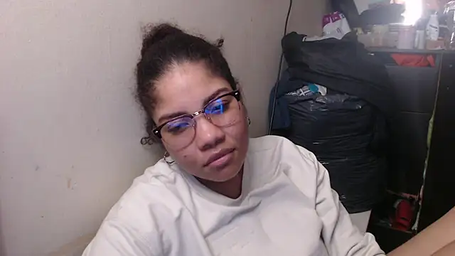 madelene online show from February 26, 2025, 10:47 pm