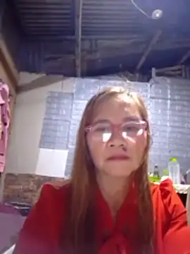 Snapshot of SexyHottMom chatting on October 26, 2025, 1:22 pm SexyHottMom online show from October 26, 2025, 1:22 pm