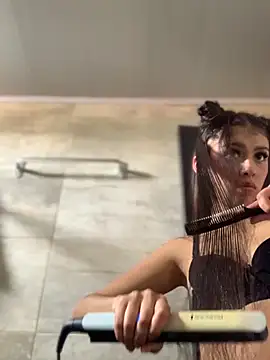 Snapshot of Linda_LS chatting on September 20, 2025, 2:11 pm Linda LS online show from September 20, 2025, 2:11 pm