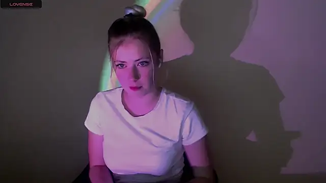 Snapshot of AliceHotty_ chatting on September 26, 2025, 6:42 am AliceHotty  online show from September 26, 2025, 6:42 am