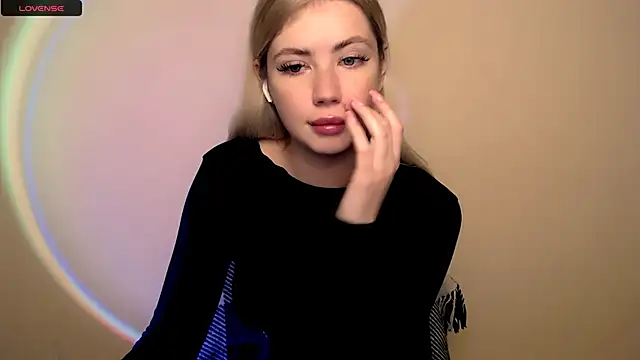 AliceHotty  online show from November 7, 2025, 8:08 am