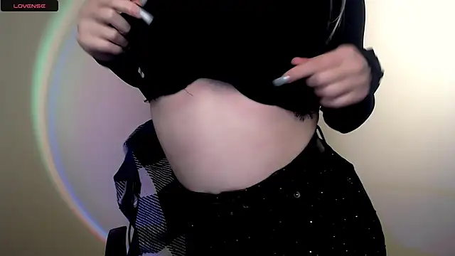 Snapshot of AliceHotty_ chatting on October 25, 2025, 10:14 am AliceHotty  online show from October 25, 2025, 10:14 am