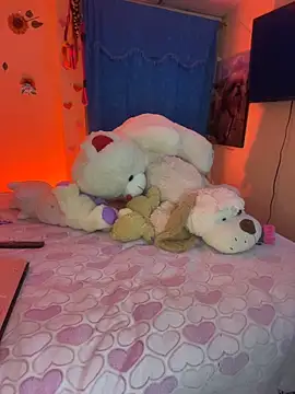 Snapshot of MiaRousexxx_ chatting on October 18, 2025, 4:03 am MiaRousexxx  online show from October 18, 2025, 4:03 am