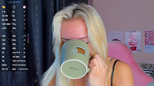 murmiace online show from October 4, 2025, 2:13 am