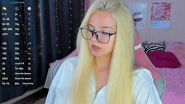 murmiace online show from September 21, 2025, 8:08 am