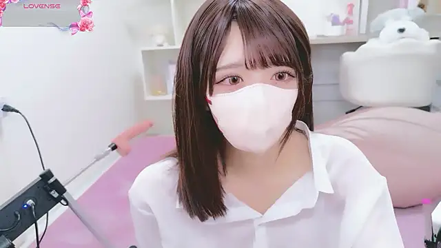 Reina Fcup online show from February 14, 2026, 9:09 am