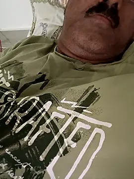 Snapshot of moonflower25 chatting on September 17, 2025, 2:30 pm moonflower25 online show from September 17, 2025, 2:30 pm