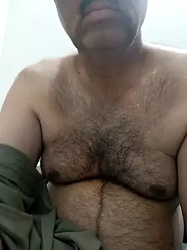 moonflower25 online show from April 16, 2026, 12:44 am