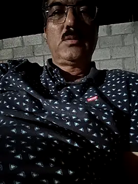 Snapshot of moonflower25 chatting on October 12, 2025, 6:53 pm moonflower25 online show from October 12, 2025, 6:53 pm