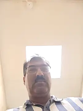 Snapshot of moonflower25 chatting on October 6, 2025, 9:48 pm moonflower25 online show from October 6, 2025, 9:48 pm