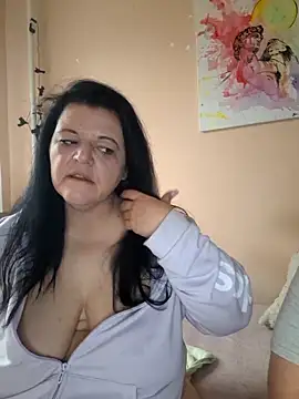 BlacReign online show from November 23, 2025, 12:37 pm