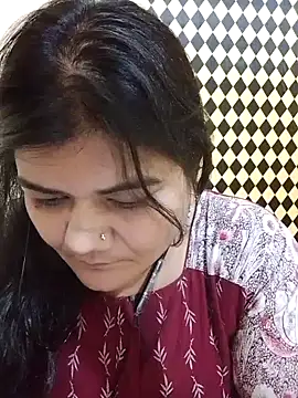 Meenu tiwari online show from September 11, 2025, 9:26 pm
