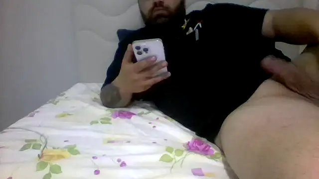 hardick582 online show from October 11, 2025, 9:49 pm