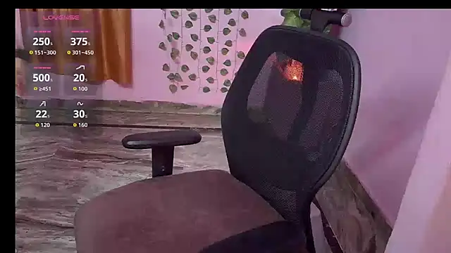 Snapshot of heyy_kiran chatting on October 26, 2025, 3:56 pm heyy kiran online show from October 26, 2025, 3:56 pm