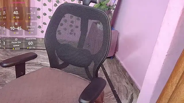 Snapshot of heyy_kiran chatting on October 12, 2025, 5:14 pm heyy kiran online show from October 12, 2025, 5:14 pm