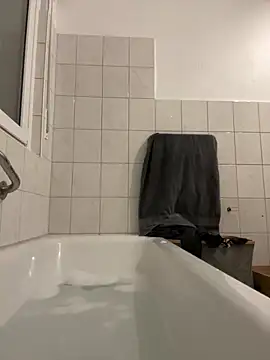 Snapshot of Emilia_Mausi chatting on October 3, 2025, 7:15 pm Emilia Mausi online show from October 3, 2025, 7:15 pm