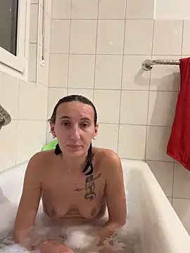 Snapshot of Emilia_Mausi chatting on September 23, 2025, 6:04 pm Emilia Mausi online show from September 23, 2025, 6:04 pm