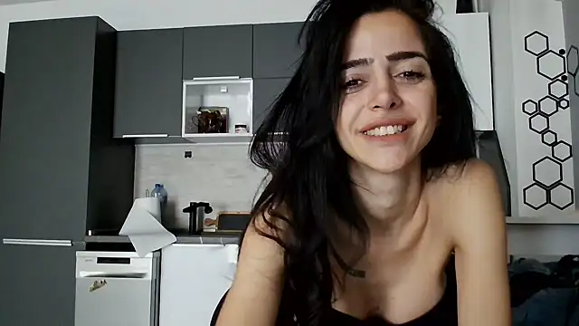 gglingeriee online show from October 11, 2025, 7:42 am